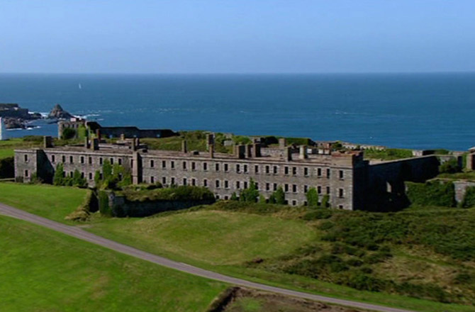 Ile D'aurigny Des racines et des ailes (France 3) : à la découverte de la Normandie