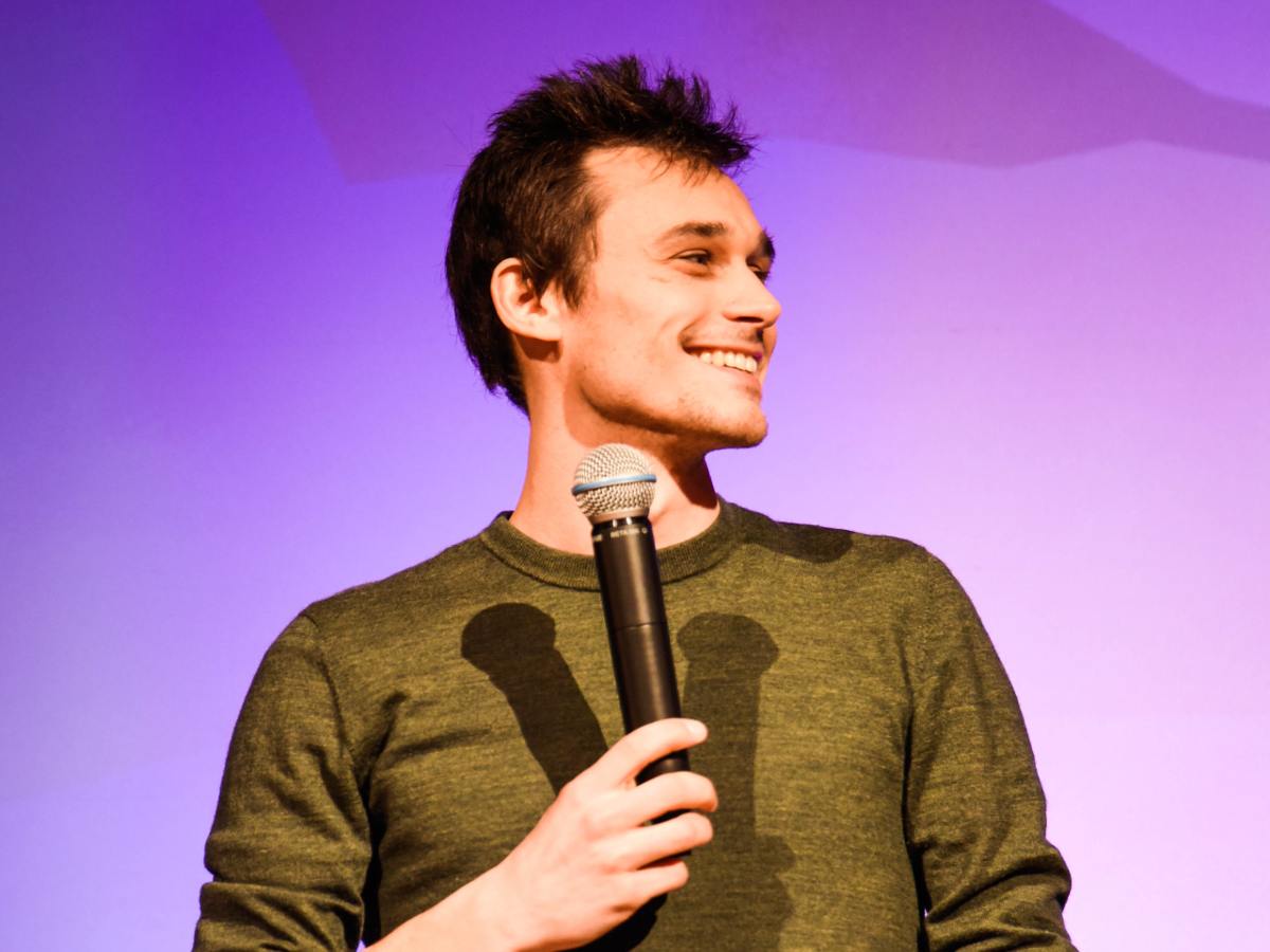 Qui Partage La Vie De Fabian Wolfrom Fabian Wolfrom évoque son avenir dans Ici tout commence : "J'ai envie d'un  projet porteur de davantage de challenge" (EXCLU)